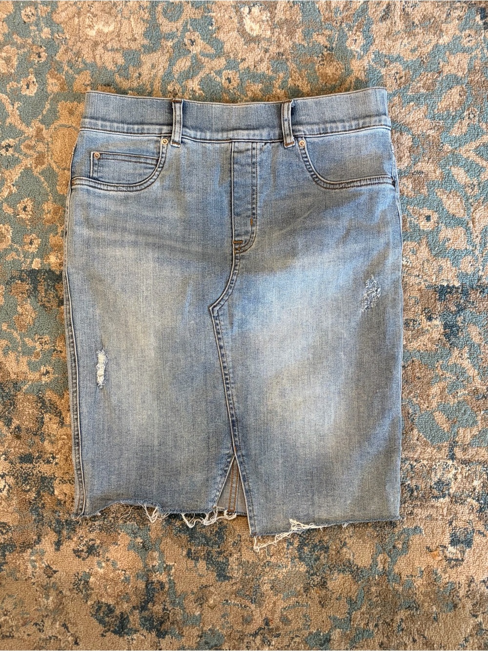 SPANX Light Blue Distressed Jean Skirt Size Medium